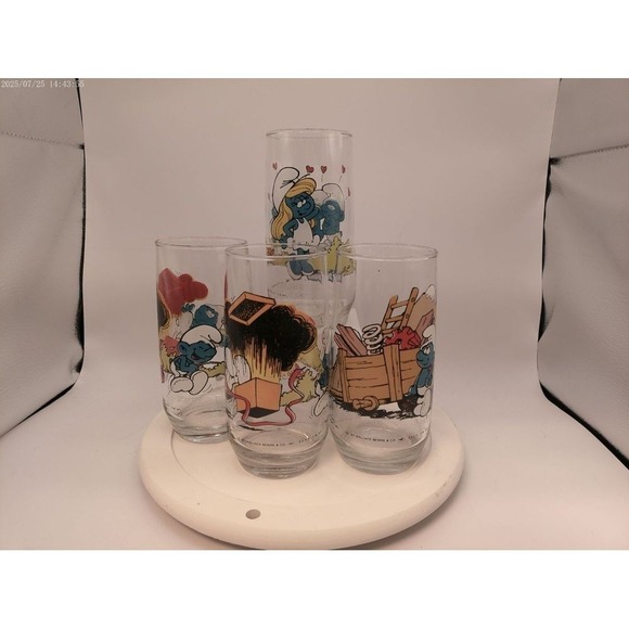 Peyo / Wallace Berrie & Co. Other - Smurfs Vintage 1982 Set of 4 Glass Tumblers Jokey Smurfette Hefty Lazy